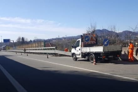 CUORGNE' - Pulizie di primavera lungo la 460: recuperate 600 bottiglie di plastica