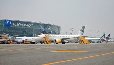 ALLARME BOMBA ALL'AEROPORTO DI TORINO CASELLE