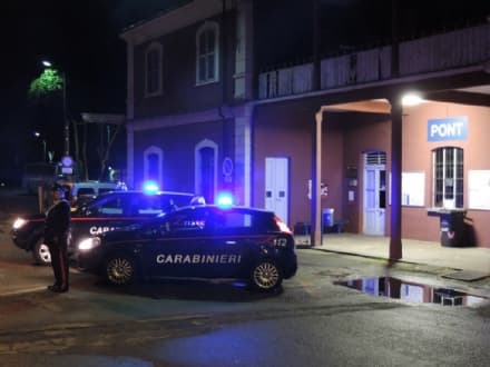 PONT CANAVESE - Si masturba davanti ai pazienti dell'ospedale: evade e viene nuovamente arrestato