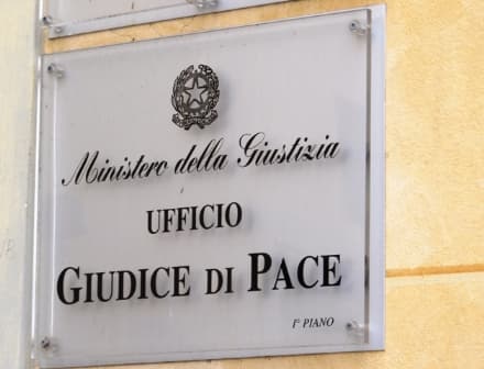 IVREA - Giudice di pace senza personale: collasso vicino