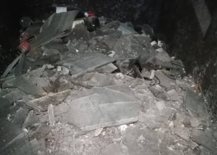 ROMANO CANAVESE - Gettano rifiuti edili nelle campane della differenziata: beccati dai vigili