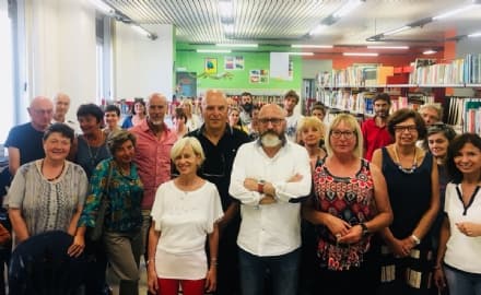 CUORGNE' - Il Comune brinda al successo dell'Aperibook in biblioteca