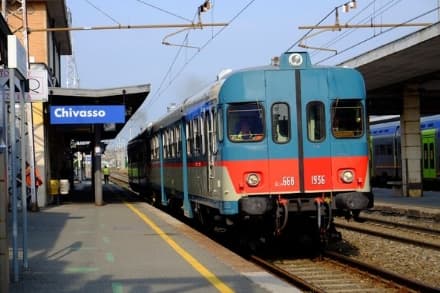 CHIVASSO - Dopo 12 anni un treno ha viaggiato sui binari della Chivasso-Asti