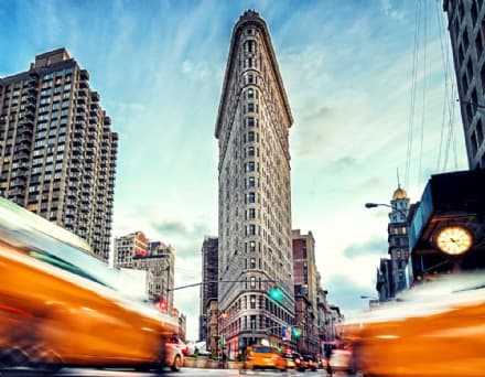 LA STORIA – All’asta il «ferro da stiro» di New York