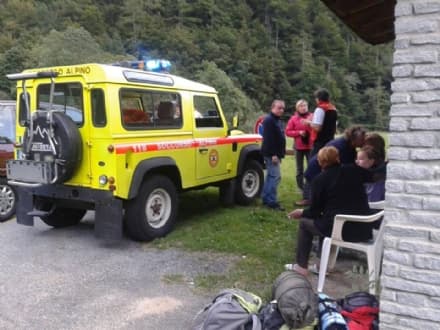 RONCO CANAVESE - Tre escursioniste francesi recuperate in quota