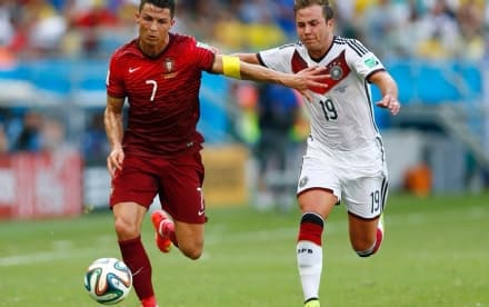 MONDIALE 2014 - Germania travolgente. Anche la Merkel, in tribuna, si lascia andare