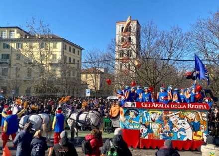 IVREA - Carnevale, l'attacco informatico non ferma il contest: «Gli araldi della Regina» sono il carro più social - LA CLASSIFICA