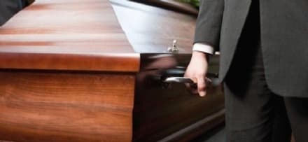 CIRIE' - Coronavirus, benedizione abusiva prima della cremazione: indaga la polizia locale