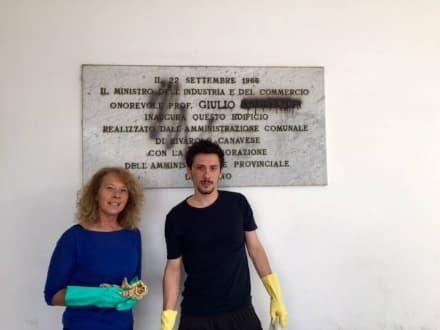 RIVAROLO - Rimessa in sesto la targa di Andreotti - FOTO