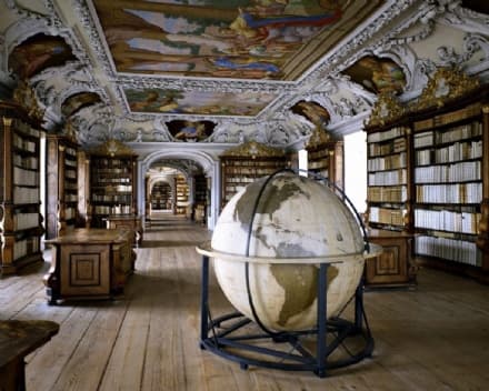 IVREA - Il fascino delle biblioteche in mostra a Palazzo Giusiana