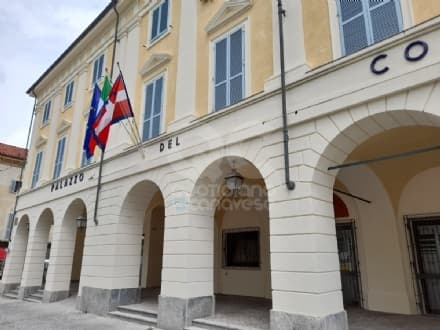 CASTELLAMONTE - Inizio scuola con polemiche, Mazza: «Dall'opposizione solo critiche sterili e pretestuose»