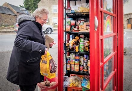 SOLIDARIETÀ - Scozia, la cabina telefonica solidale