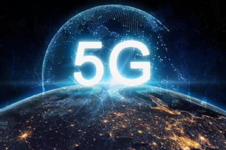 IVREA - Installato in piazza di Città il primo impianto 5G in Canavese