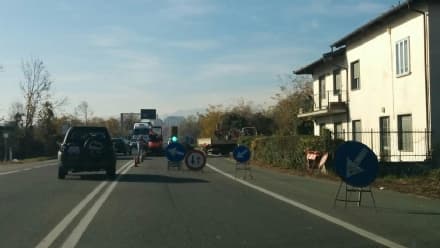 RIVAROLO - Cantiere a sorpresa alla curva del Bogo: subito incidente
