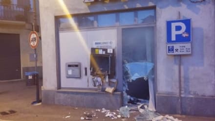 FAVRIA-BORGARO - Esplodono i bancomat: i carabinieri arrestano due persone