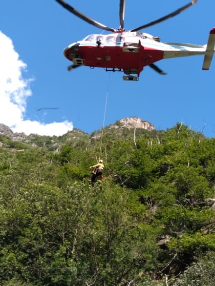 LOCANA - Canyonista francese ferita messa in salvo dal Soccorso Alpino