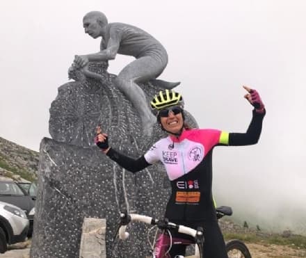 IVREA - La città installa i cartelli per la sicurezza dei ciclisti