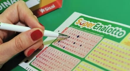 SUPERENALOTTO - Vince 4 milioni di euro con una schedina giocata a Carema: è caccia al fortunato vincitore