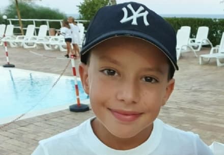 RIVARA - Scuola e Comune ricordano il piccolo Andrea e gli intitolano la biblioteca del plesso