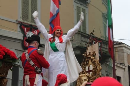 IVREA - Biglietti in vendita per il Gran Galà di Violetta