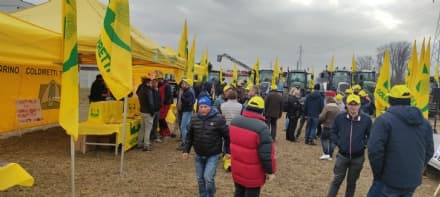 LOMBARDORE-FRONT - Agricoltori contro la variante alla 460: «Il cibo è strategico, No a nuovo consumo di suolo»