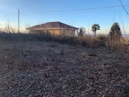 CASTELLAMONTE - Un palo per telefonia alto 30 metri a Filia, lamentele e raccolta firme dei residenti