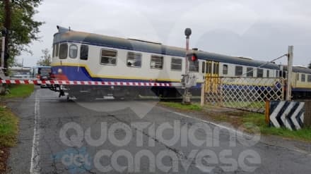RIVAROLO-PONT CANAVESE - Elettrificazione della ferrovia, «I pendolari sono stufi di essere presi in giro»