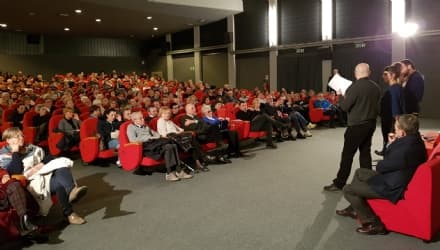 CUORGNE' - Sala gremita per celebrare cento anni di cinema in Canavese: un successo per «Cinematografica Perona» - FOTO e VIDEO