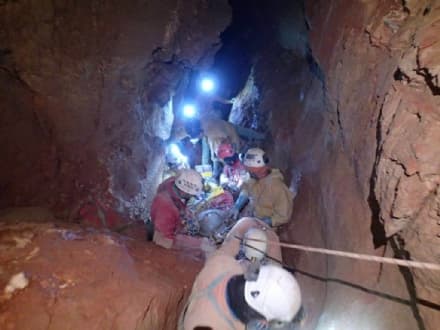 BAVIERA - Tredici piemontesi al salvataggio dello speleologo