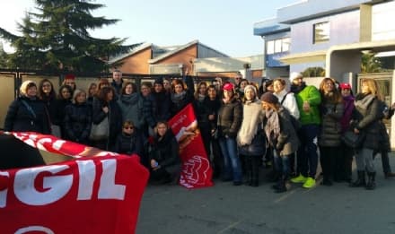 LEINI - Tre giorni di sciopero: la Defonseca vuole andarsene - FOTO