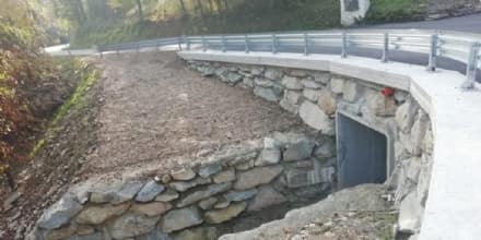 ALPETTE - Si è rifatto il look il ponticello all'ingresso del paese - FOTO