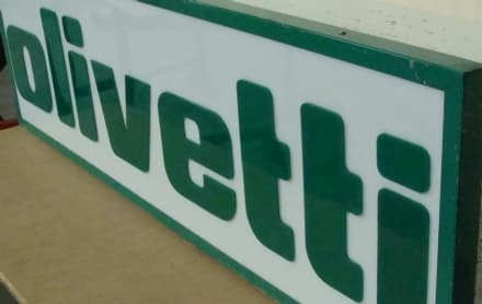 PROCESSO OLIVETTI - L'amianto eliminato troppo tardi: gli operai potevano essere salvati