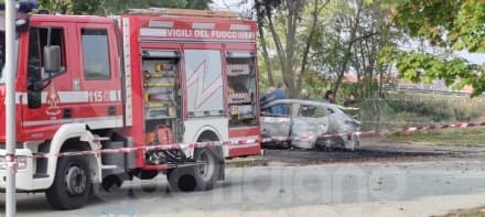 SAN MAURIZIO CANAVESE - Decide di togliersi la vita e muore carbonizzato nell'incendio della propria auto