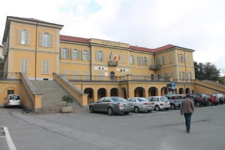 FORNO - Profughi: Anpi chiede consiglio comunale aperto