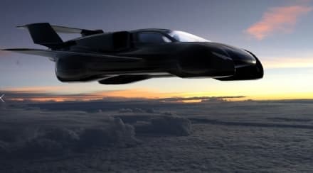 MOTORI - Guarda, c'è una Bugatti che vola