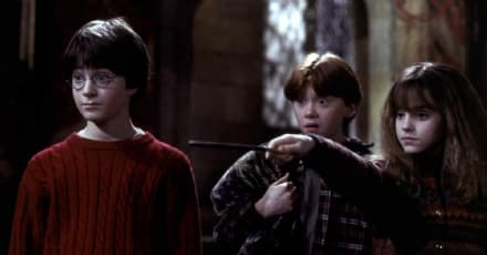 IVREA - Un Natale speciale: piazza Ottinetti diventa il villaggio di Harry Potter