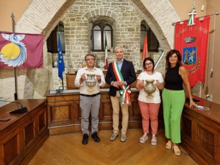 CASTELLAMONTE – Il sindaco Mazza ambasciatore d'eccellenza per la ceramica canavesana a Deruta e Calvello - FOTO