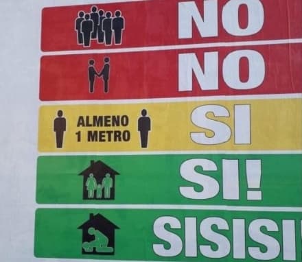 BORGOSESIA - Il giallo del cartellone «hot»