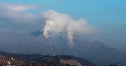 CANAVESE - Raffica di incendi boschivi: brucia anche l'alta Valchiusella - FOTO