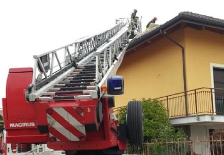 CASELLE - Attimi di paura per un incendio in una villetta - FOTO