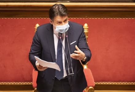 CRISI GOVERNO - Conte ottiene la fiducia con 156 voti: «check al Var» per due voti contesi - VIDEO