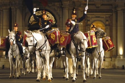 CARNEVALE IVREA - Ospite la Fanfara a cavallo della Polizia di Stato