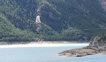 CERESOLE REALE - La camminata nel cielo di Andrea Loreni ha regalato emozioni uniche - FOTO E VIDEO