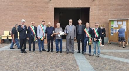 BORGARO - La comunità religiosa ha dato il benvenuto a don Alessandro - FOTO