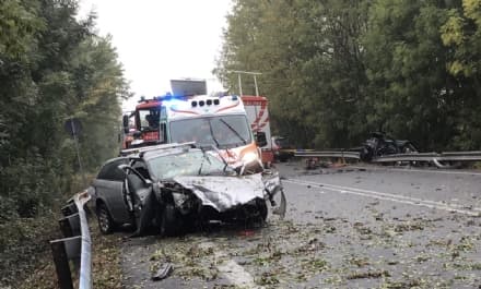 TRAGEDIA SULLA 460 A LEINÌ - Incidente mortale con tre auto coinvolte: due automobilisti deceduti - FOTO