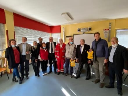RIVAROLO CANAVESE - Il Lions Club Alto Canavese dona due defibrillatori all'Anffas - FOTO