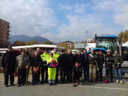 CUORGNE' - Pieno successo per la «Fiera di San Martino» - FOTO