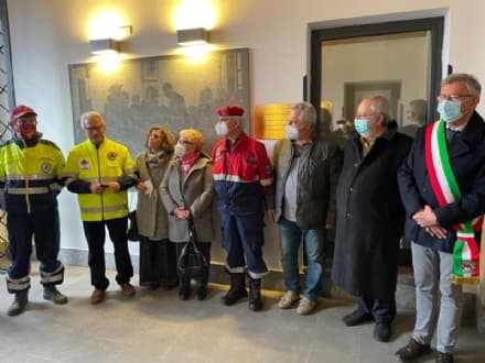 CHIVASSO - Collocata a Palazzo Einaudi «La Vaccinazione» in pietra