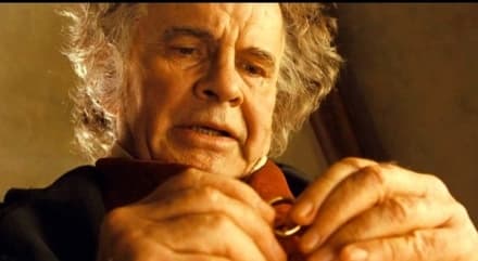 CINEMA - Addio all'attore Ian Holm: quando Bilbo Baggins recitò nel canale di Caluso ad Agliè...