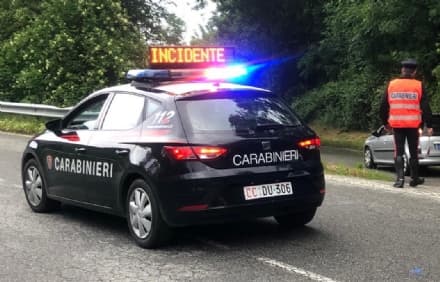 PONT CANAVESE - Investe una donna ma non si ferma: 54enne di Cuorgnè denunciata per omissione di soccorso dai carabinieri